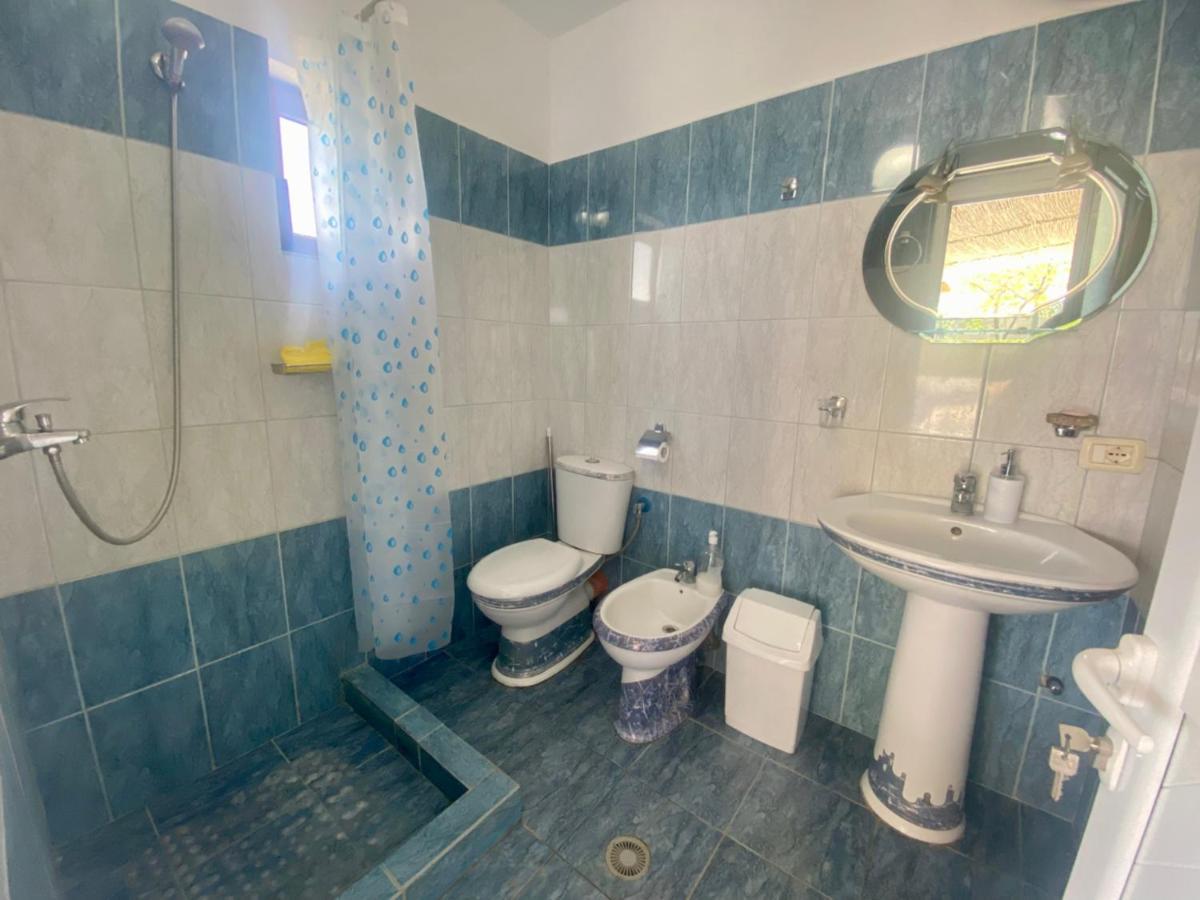 Maison Bellevue - 2 Bdrm Villa In Borsh Beach Екстер'єр фото
