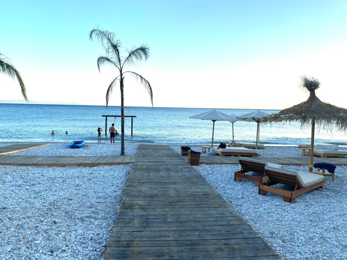 Maison Bellevue - 2 Bdrm Villa In Borsh Beach Екстер'єр фото