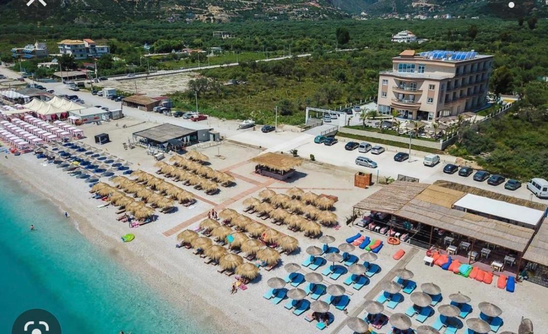 Maison Bellevue - 2 Bdrm Villa In Borsh Beach Екстер'єр фото